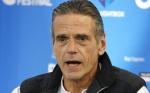 Jeremy Irons (Romney)