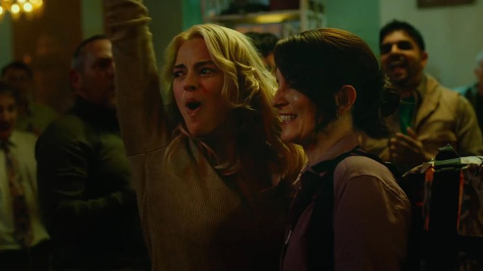 Whiskey-Tango-Foxtrot-2016-Movie-Wallpaper-18